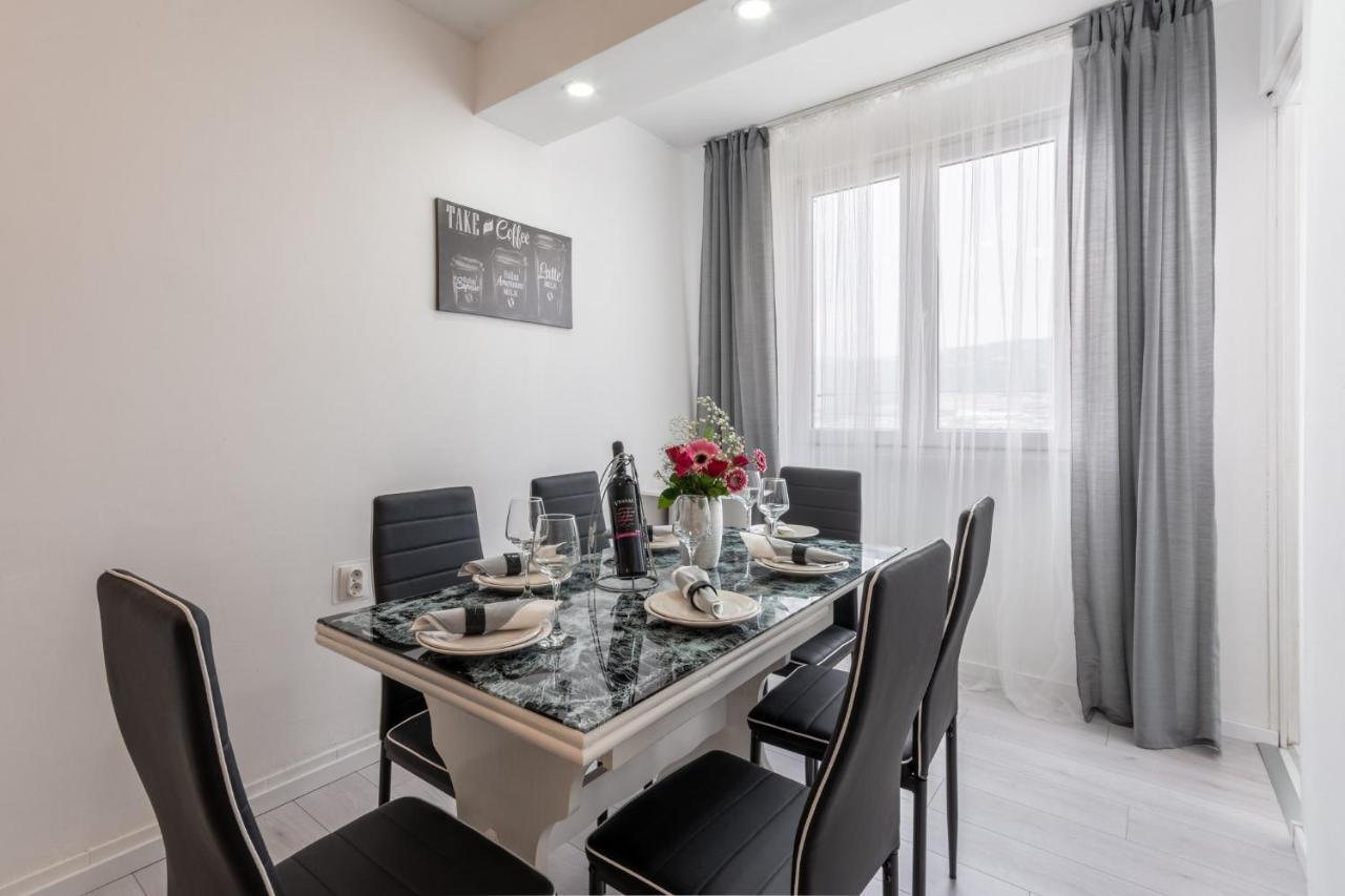 Apartment Jamblip Split Bagian luar foto
